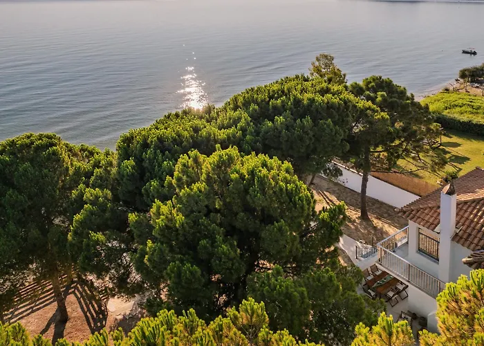 Vera Villa - Brand New Seafront Villa!