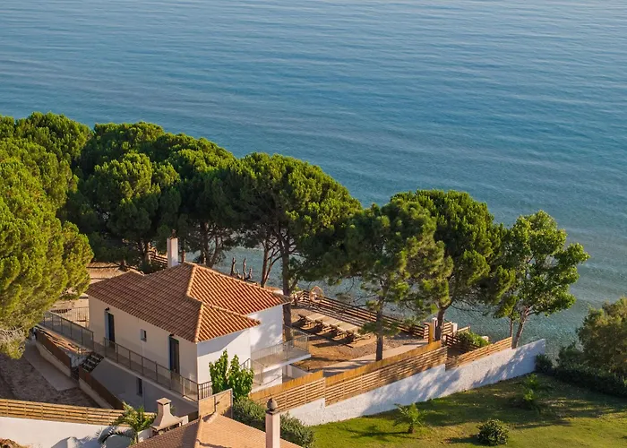 Vera Villa - Brand New Seafront Villa!