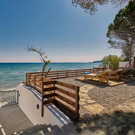 Vera Villa - Brand New Seafront Villa! Alykes  Buitenkant foto