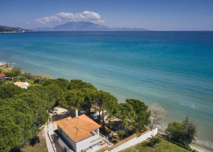 Vera Villa - Brand New Seafront Villa!